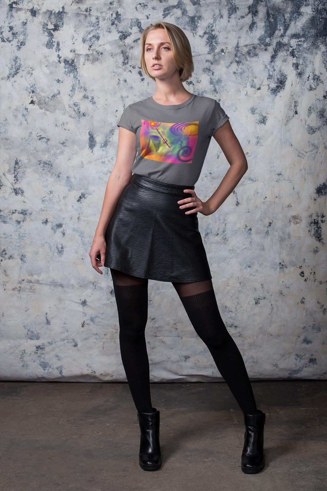 Anti Mind Control Women's Favorite Tee